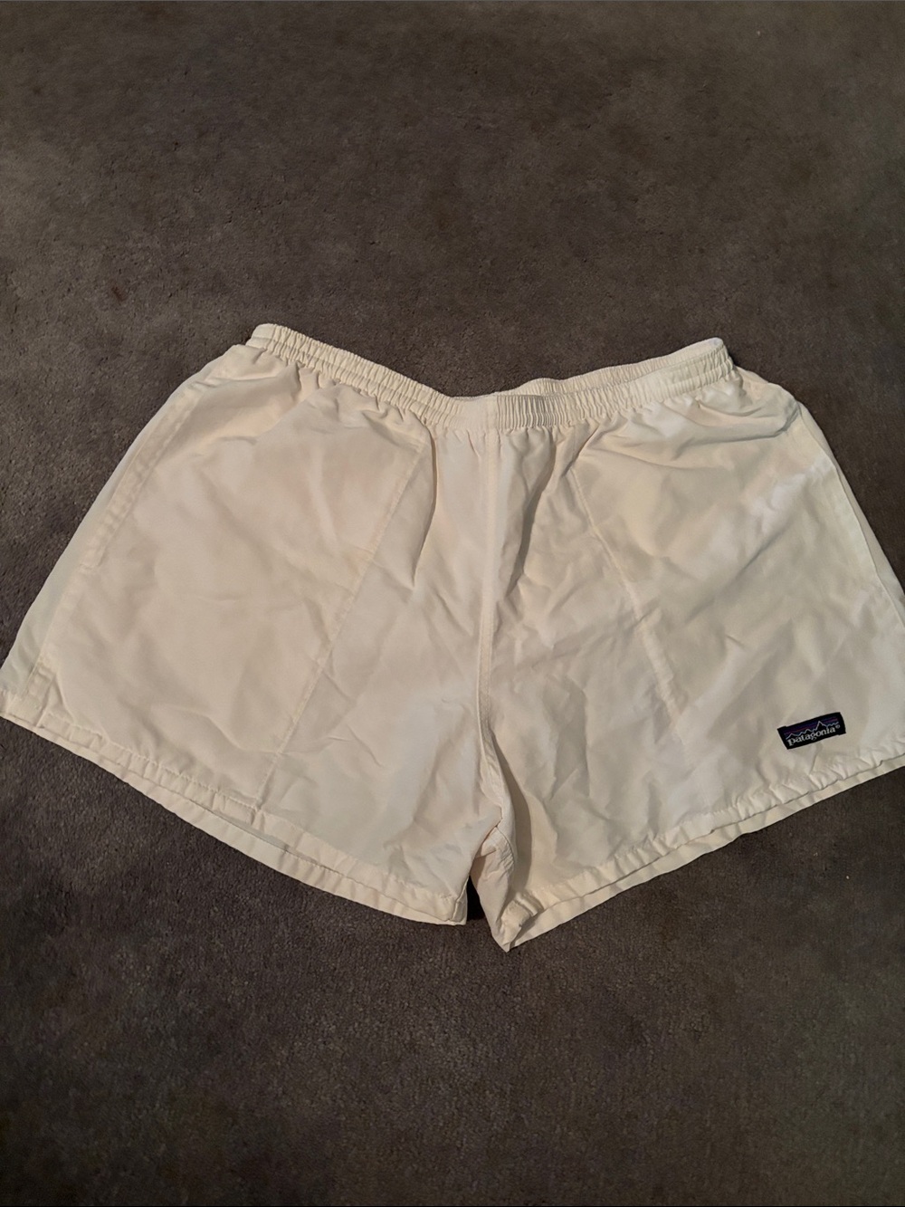 Patagonia Off-White Lightweight Athletic Shorts women’s size large